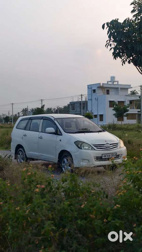 Toyota Innova Diesel 2010 Car