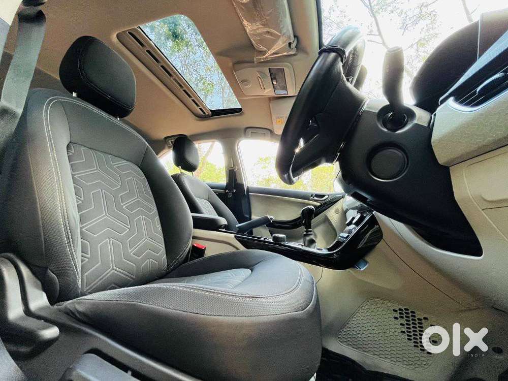 Tata Nexon 1.2 Revotron Xz Plus Dual Tone, 2021, Petrol