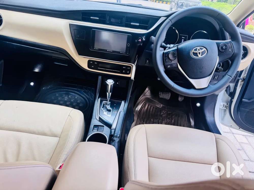 Toyota Corolla Altis 1.8g Limited, 2019, Petrol