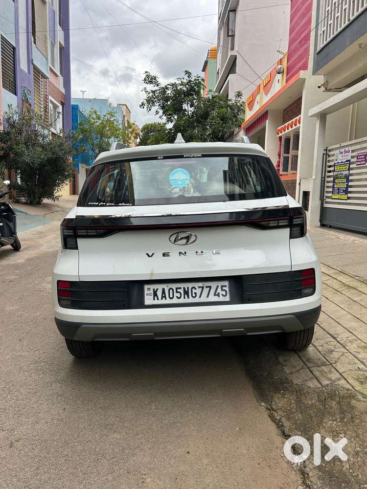 Hyundai Venue S Turbo, 2023, Petrol