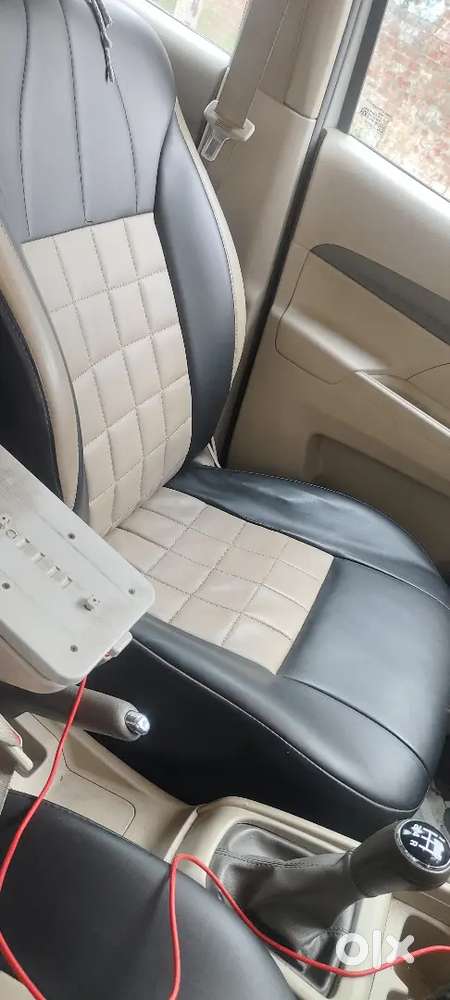 Maruti Suzuki Ertiga Vxi 2025