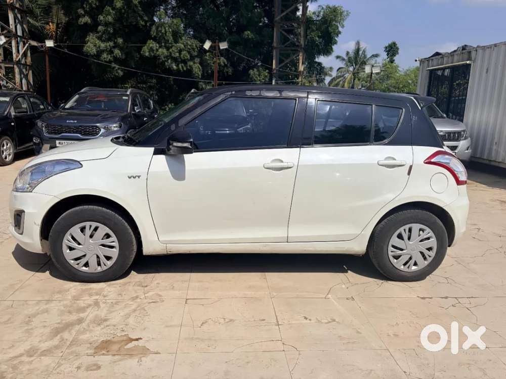 Maruti Suzuki Swift Vxi, 2016, Petrol
