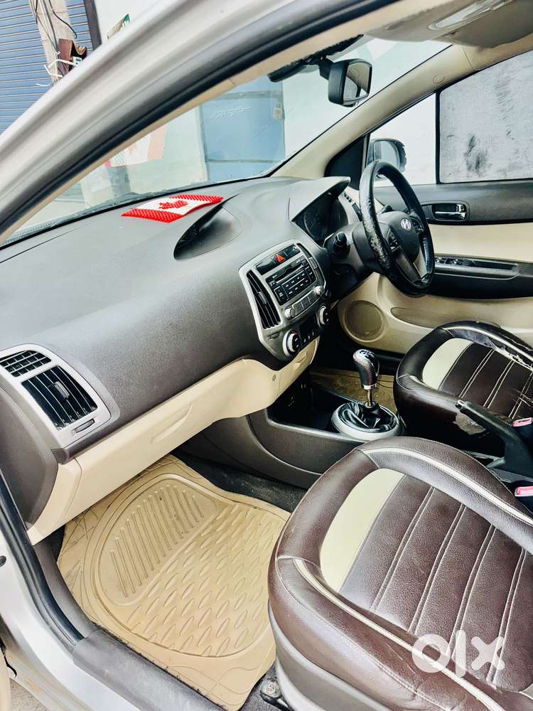 Hyundai I20 Sportz Plus, 2012, Cng & Hybrids