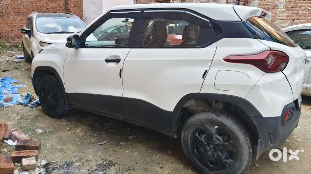 Tata Punch Pure Icng 2024 Model