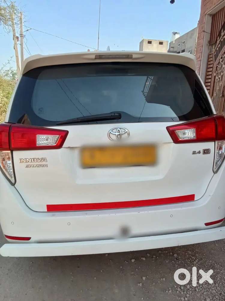 Toyota Innova Crysta 2021