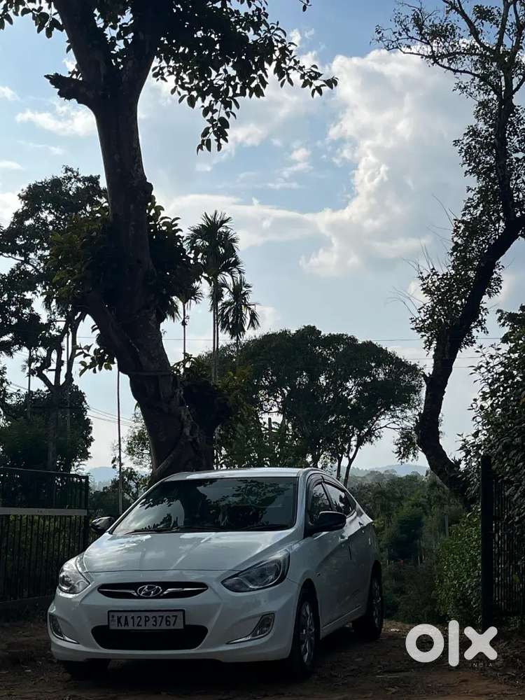 Hyundai Verna 2011 Diesel Manual