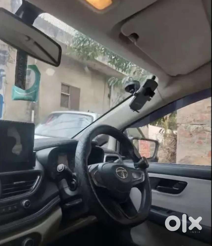 Tata Altroz Xe Petrol 2022