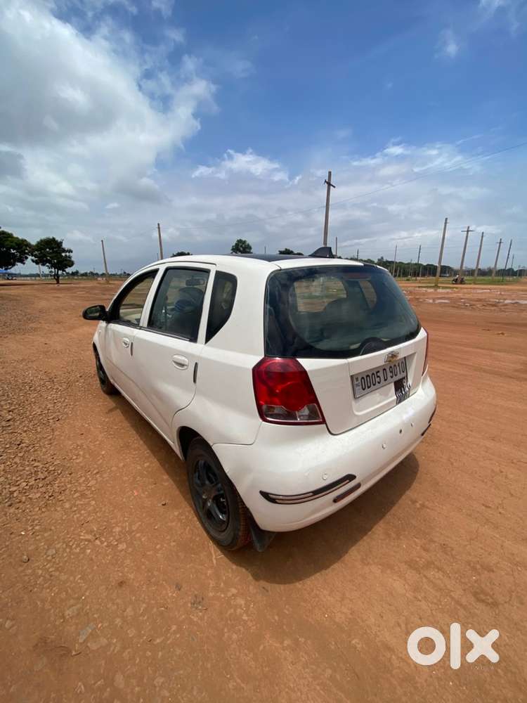 Chevrolet Aveo 2012 Petrol 68000 Km Driven