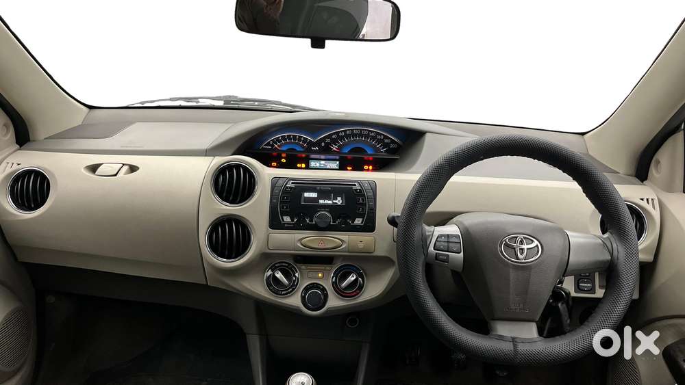 Toyota Etios Vx, 2015, Petrol
