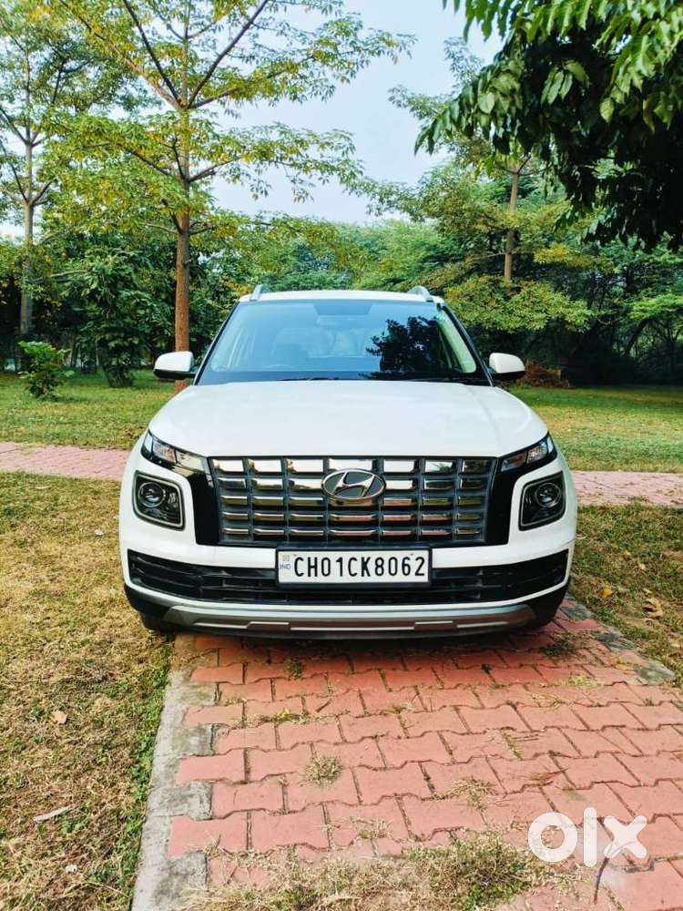 Hyundai Venue, 2022, Petrol