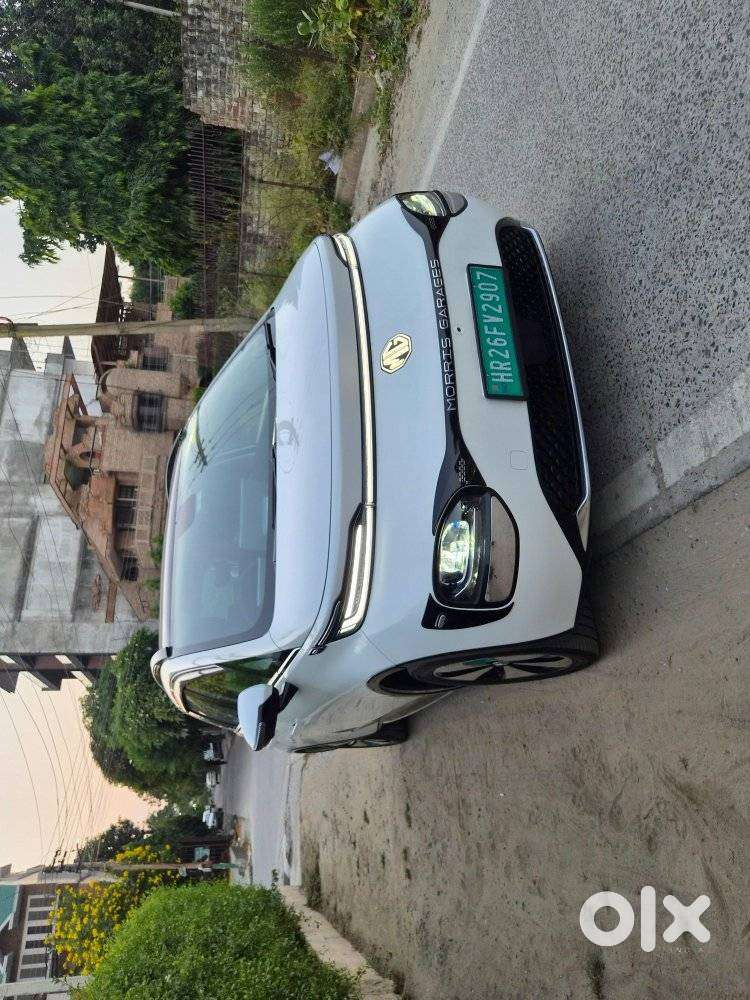 Mg Windsor Ev Essence, 2025, Electric