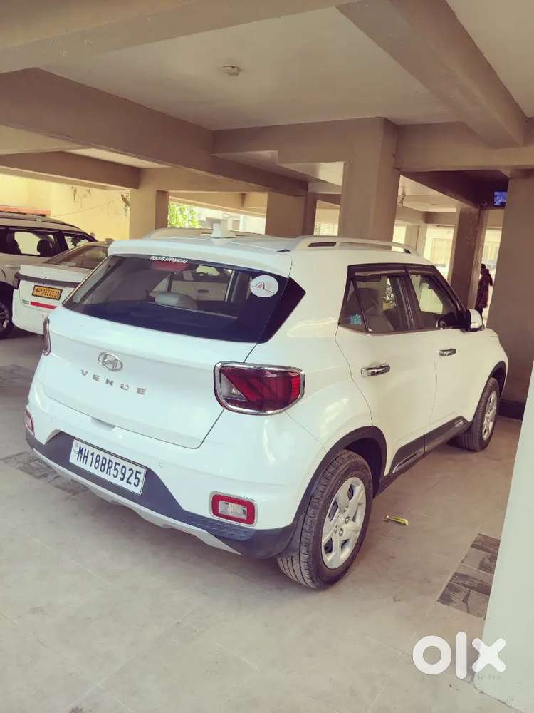 Hyundai Venue 2021 Petrol Good Condition