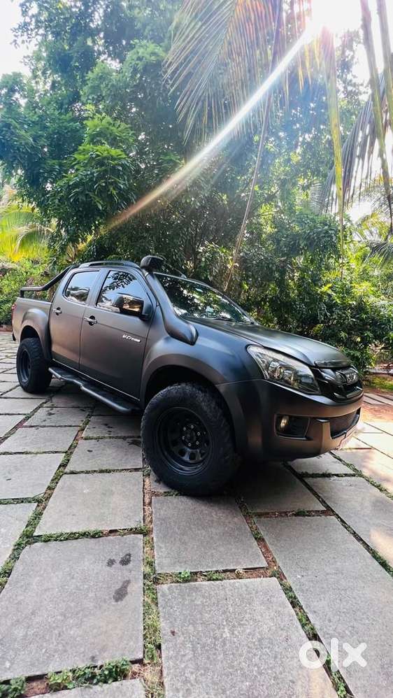 Isuzu V-cross 2016 Diesel Good Condition