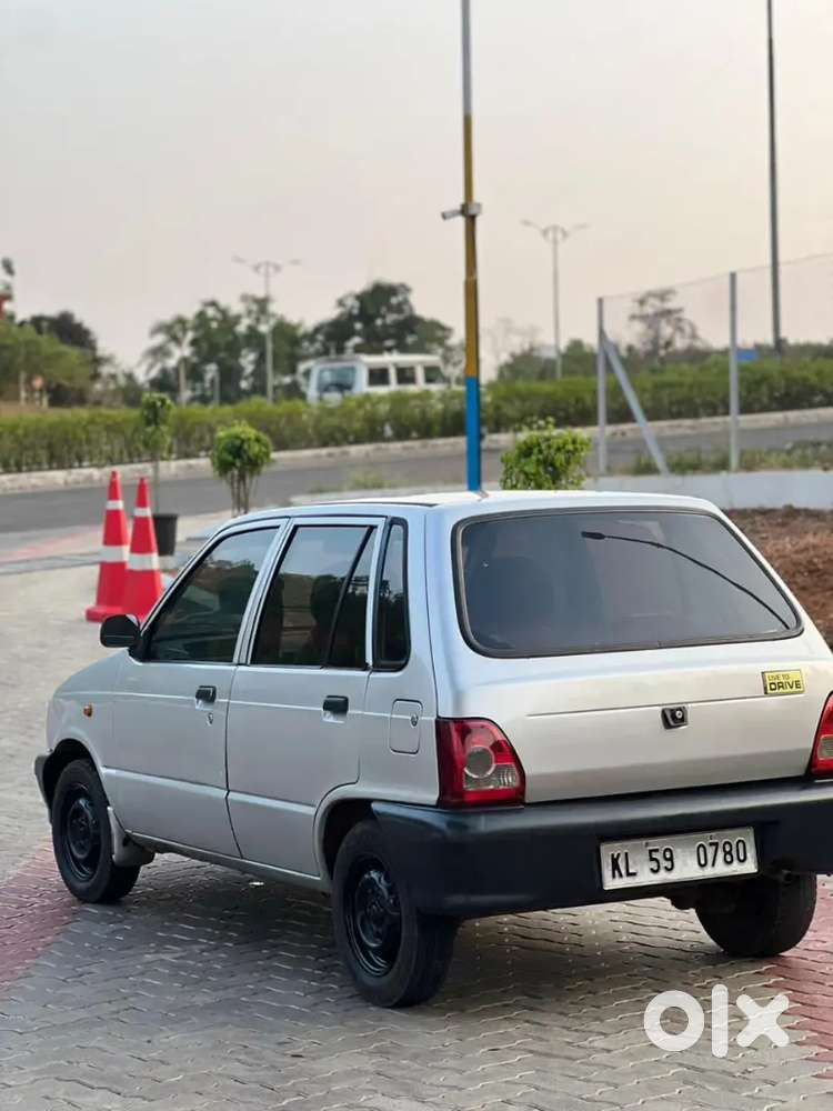 Maruti Suzuki 800 2006 Petrol Well Maintained