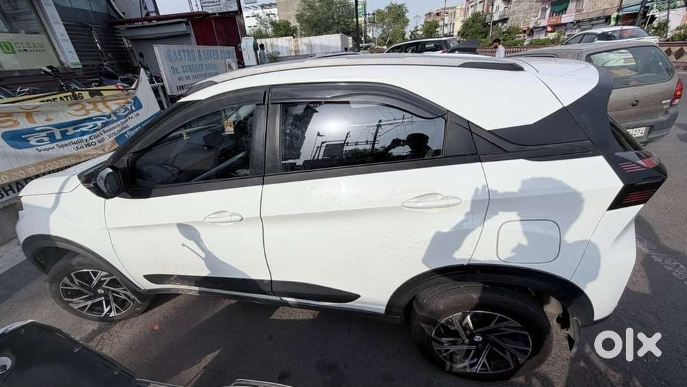 Tata Nexon Pure 2025