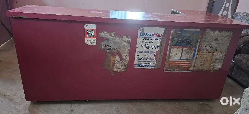 Wooden counter length 7 feet,hight 3.5 feet