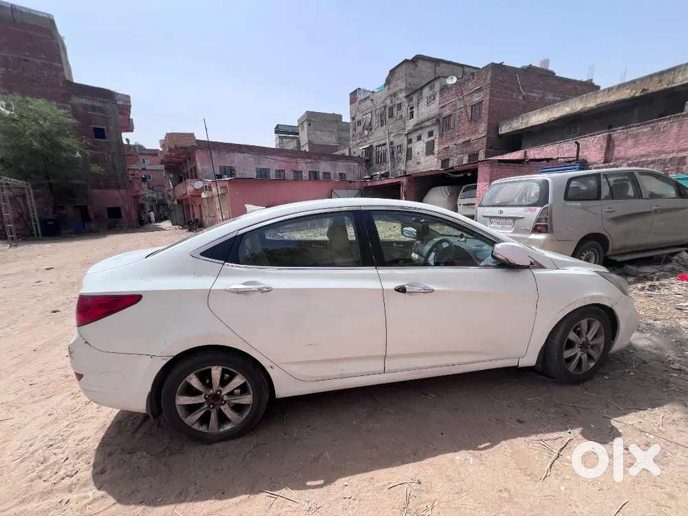 Hyundai Verna 2012 Best Interior Good Condition Interior
