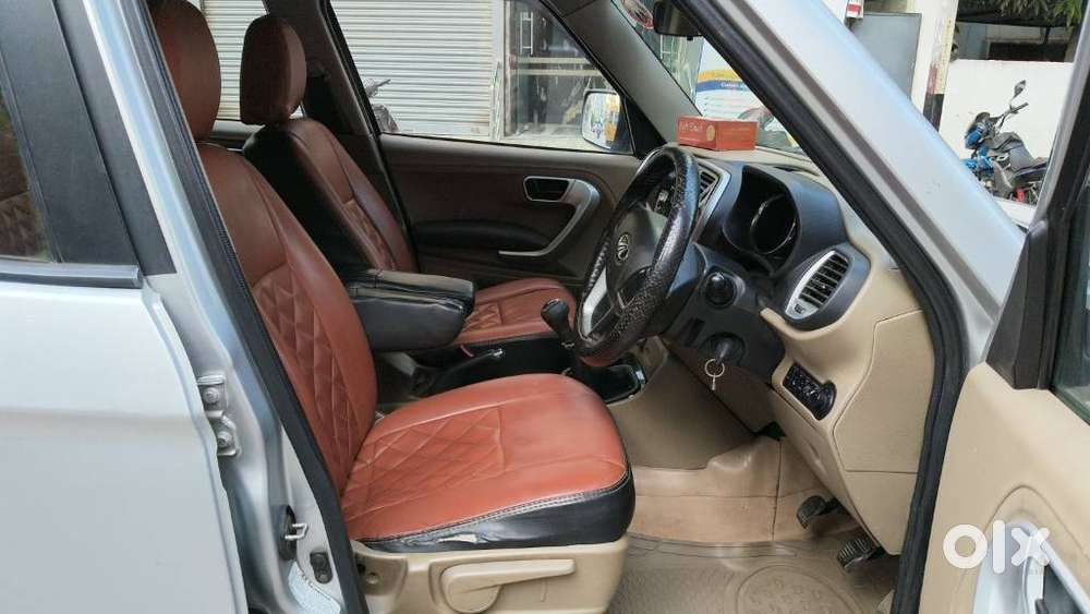 Mahindra Tuv 300 Mhawk100 T8, 2015, Diesel