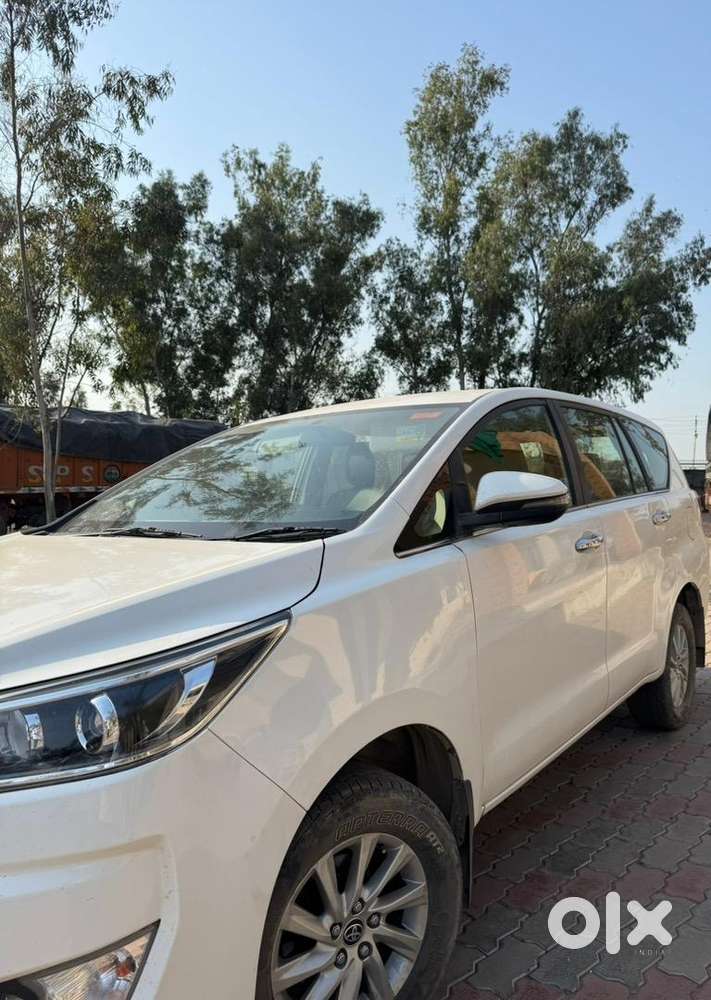 Toyota Innova Crysta 2020