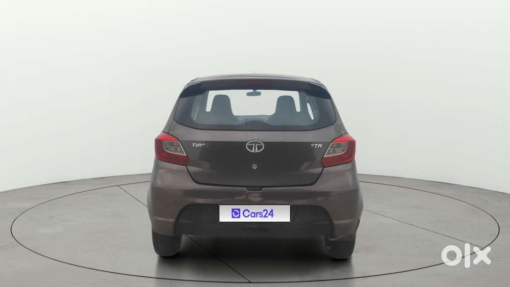 Tata Tiago 1.2 Revotron Xza, 2018, Petrol