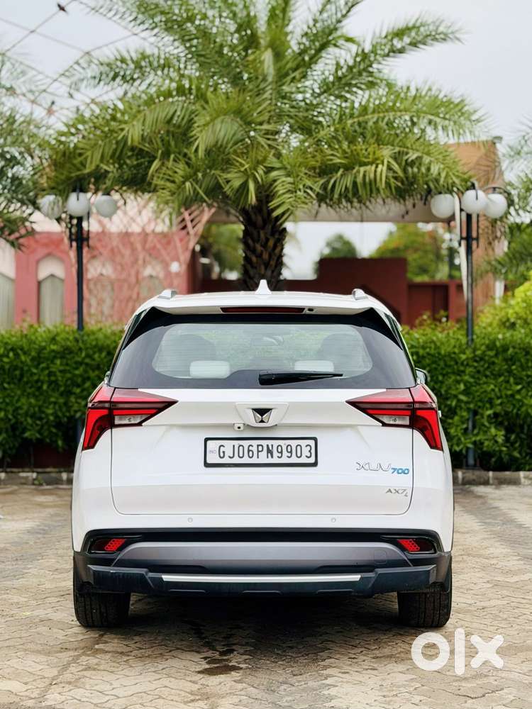 Mahindra Xuv700 2.2 Ax 7 Diesel At Luxury Pack Str Awd, 2023, Diesel