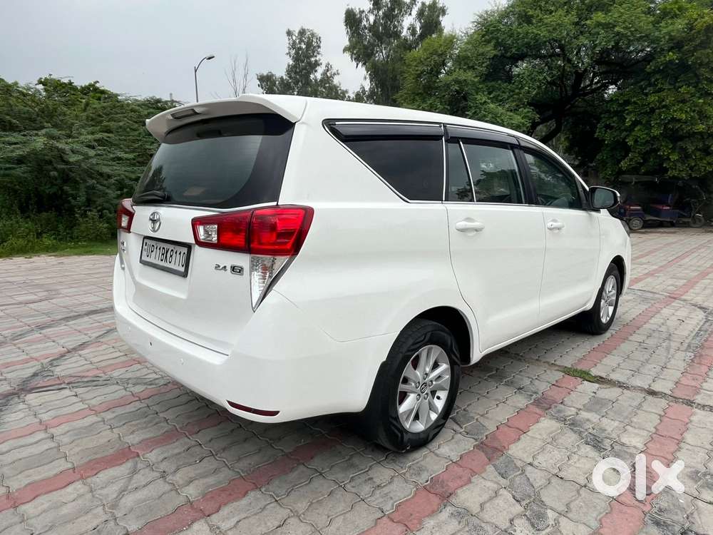 Toyota Innova Crysta 2.4 G Mt 8s, 2018, Diesel