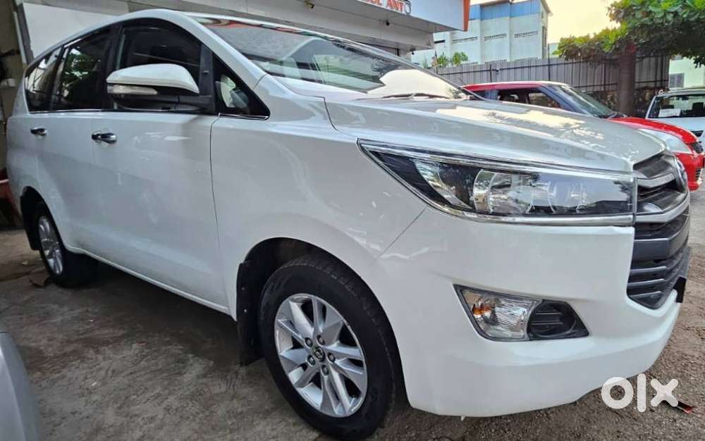 Toyota Innova Crysta 2.4 G Plus Mt 8 Str, 2019, Diesel
