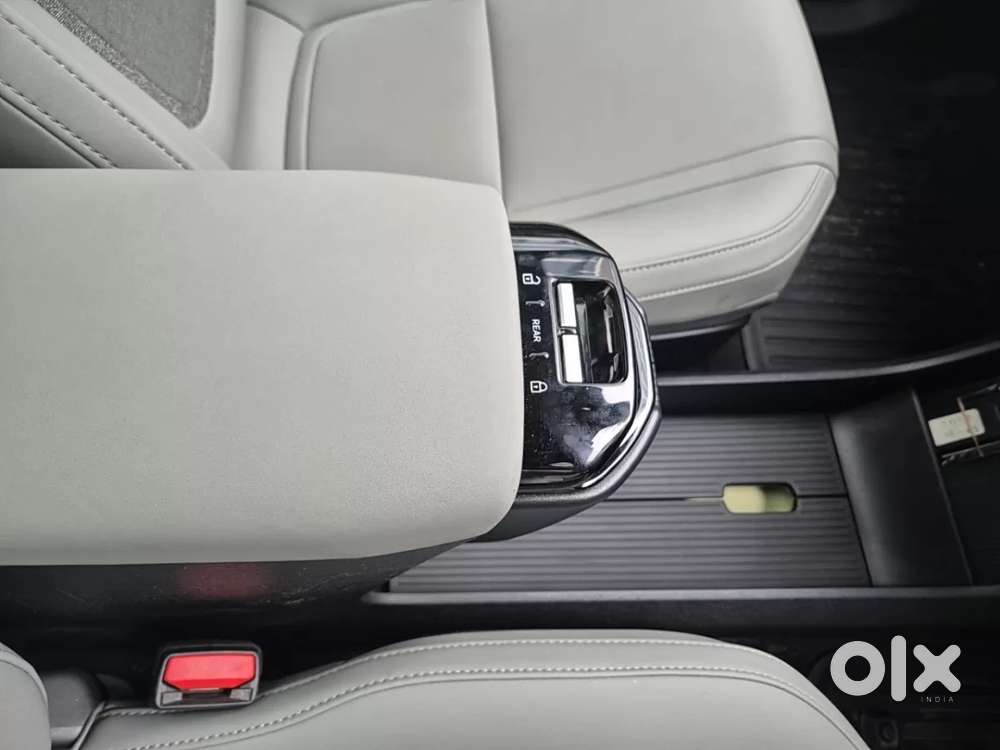 Volvo Ex30, 2025, Electric