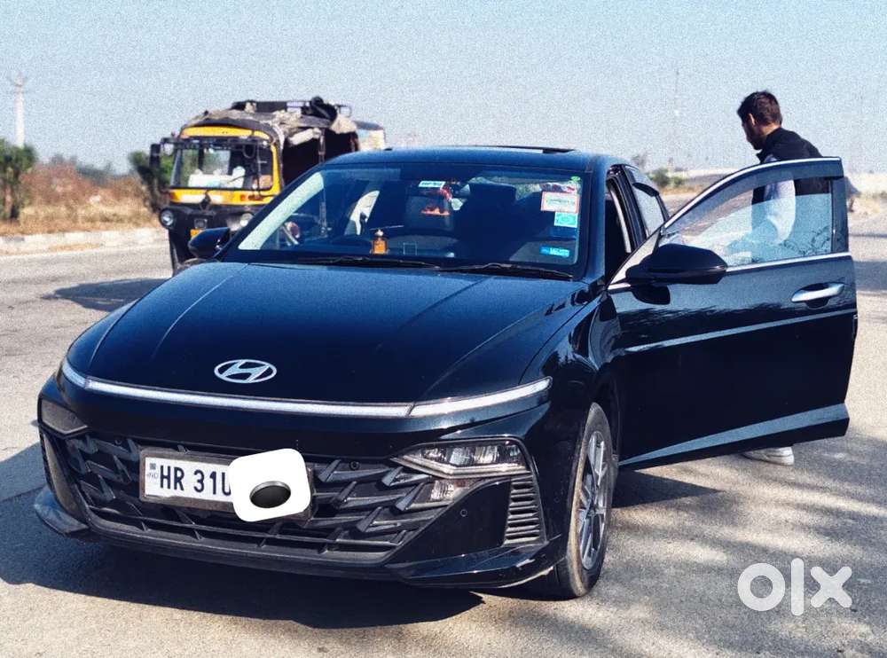 New Verna 2024 Showroom Piece Single Hand