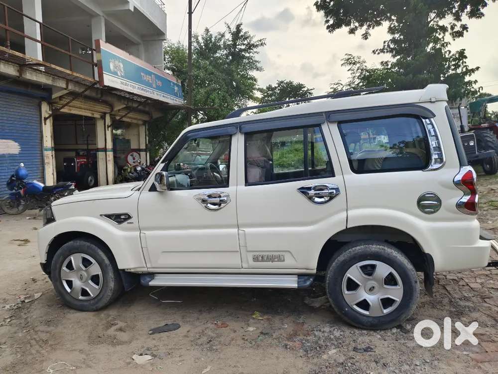 Mahindra Scorpio S5 Plus 2018 Diesel Manual