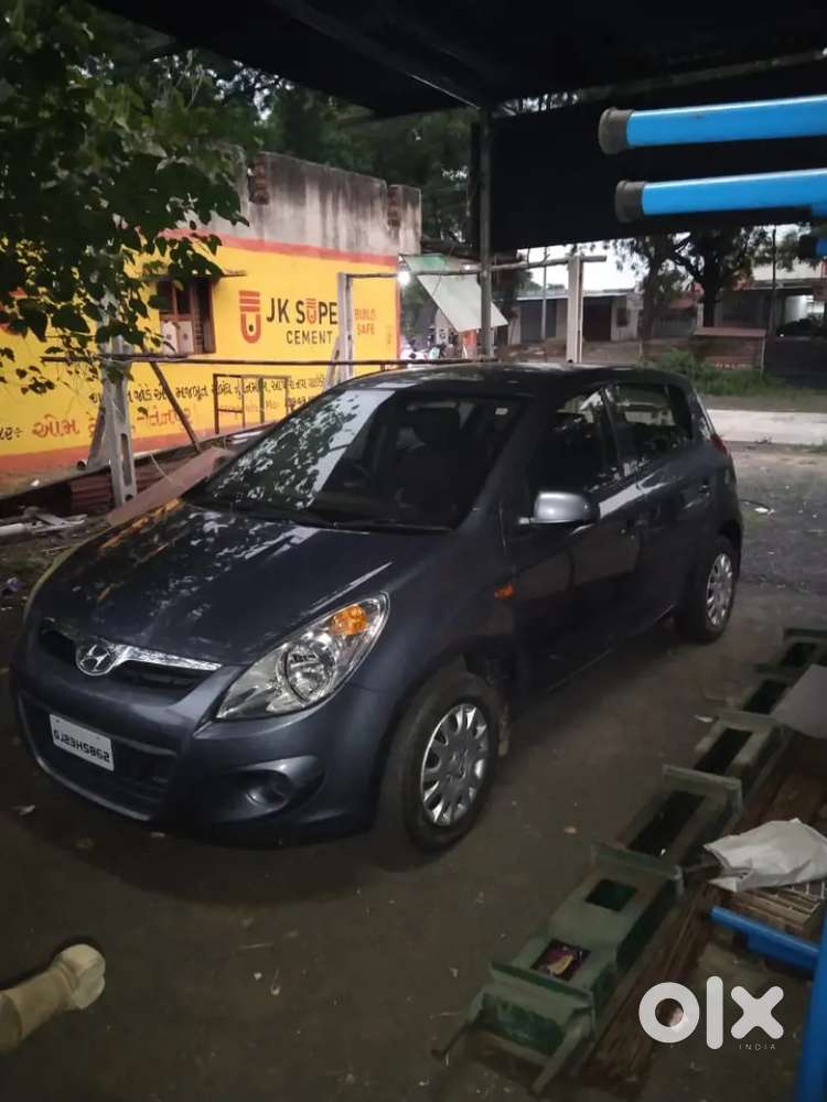 Petrol Cng Entry Nhi Gadi Tip Top Condition