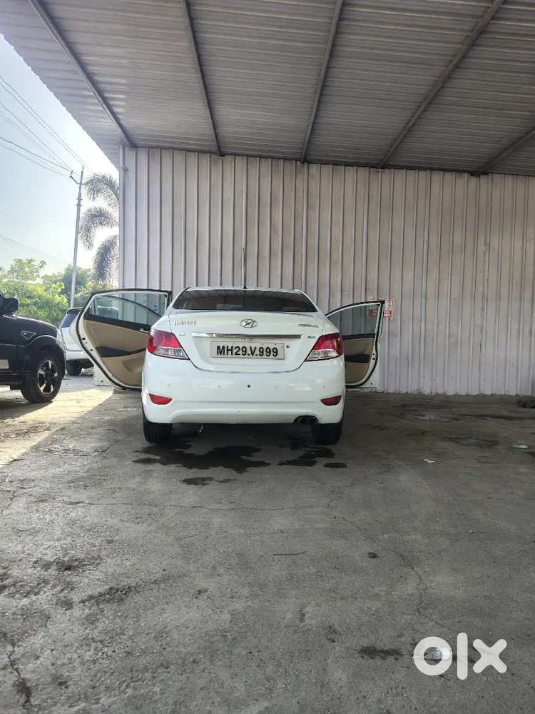 Hyundai Verna Crdi 2012