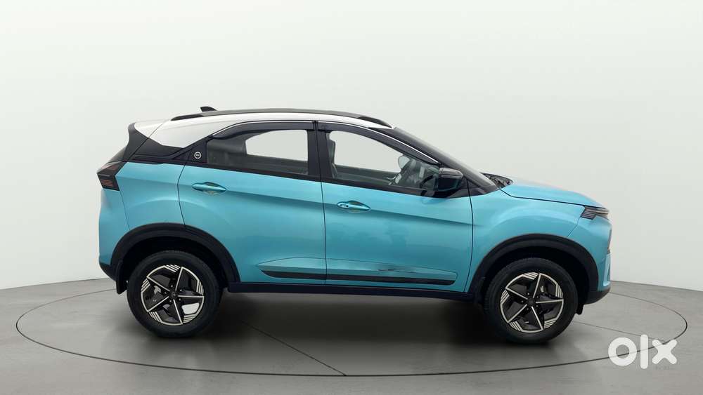 Tata Nexon Kraz Plus Amt, 2023, Petrol