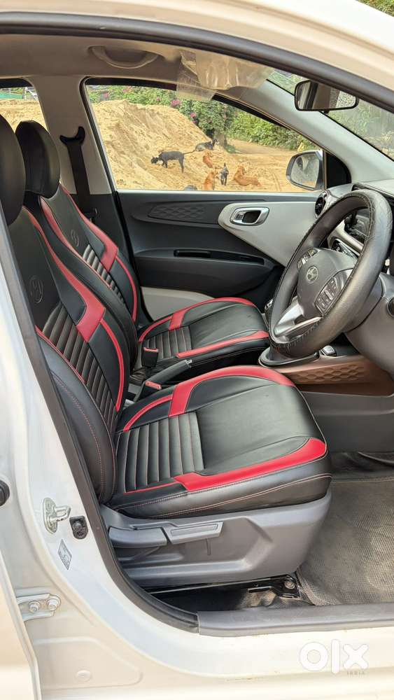 Hyundai Aura Sx (o) Manual, 2023, Petrol