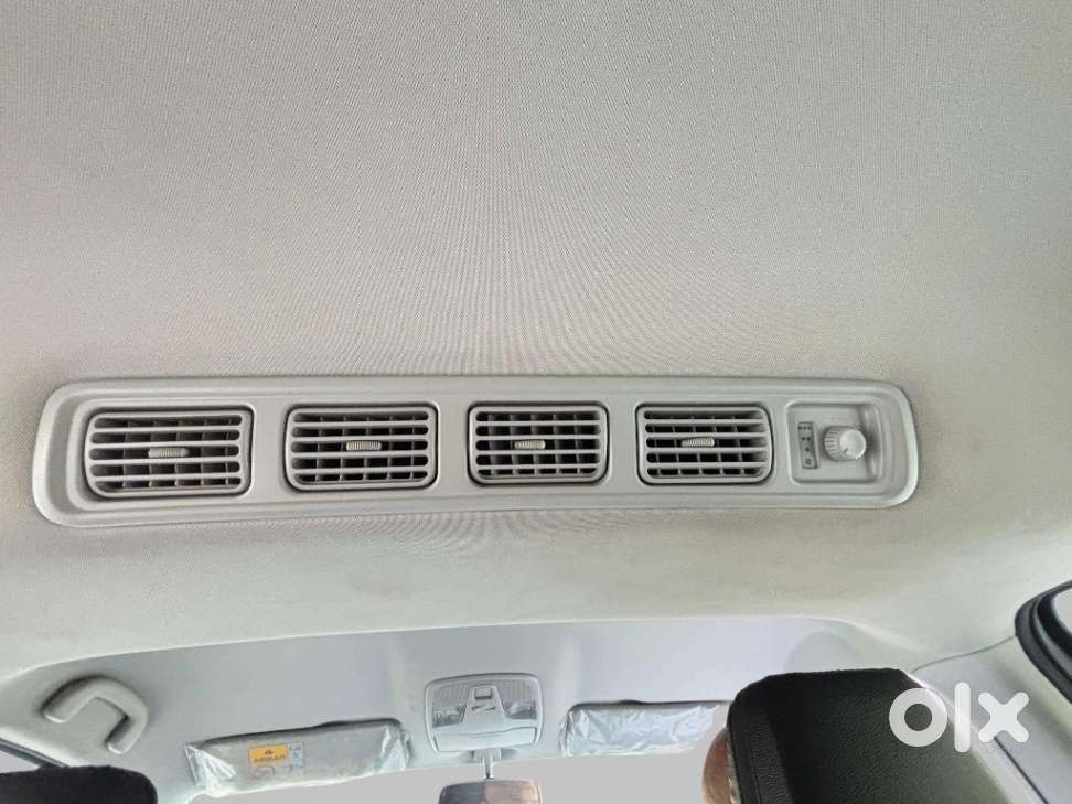 Maruti Suzuki Xl6 1.5 Zeta Mt, 2022, Petrol