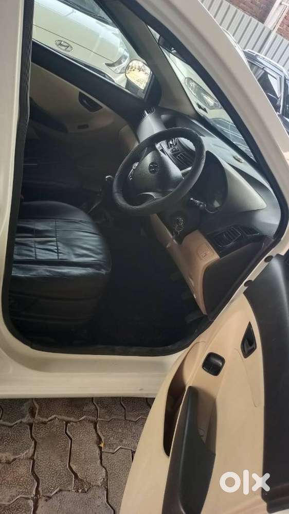 Hyundai Eon Era +, 2018, Petrol