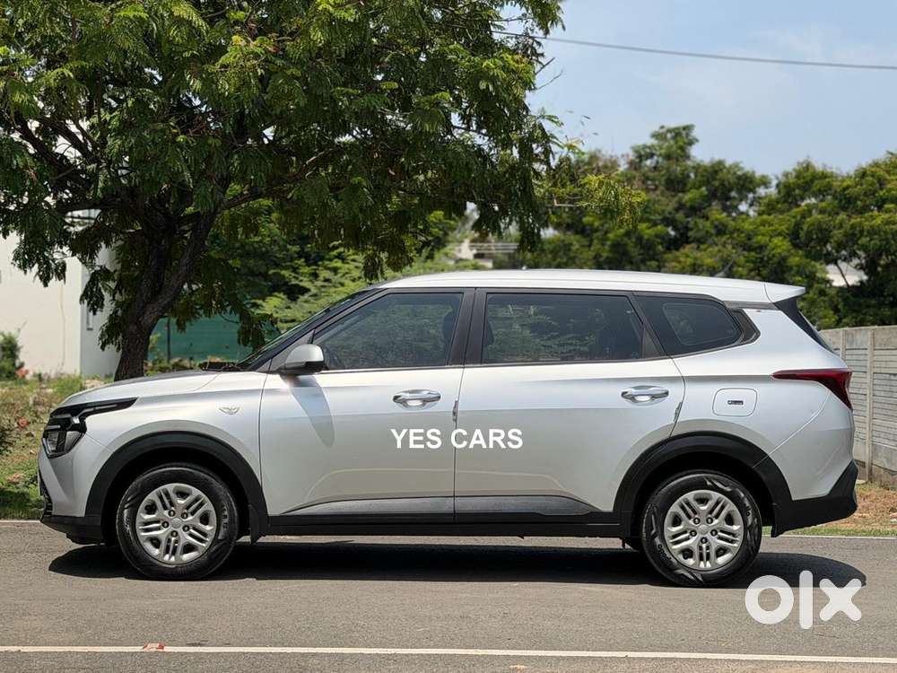 Kia Carens 1.4 Premium 7 Str, 2023, Petrol
