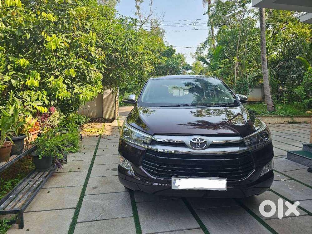 Toyota Innova Crysta 2.8z Automatic – Top-end Variant For Sale
