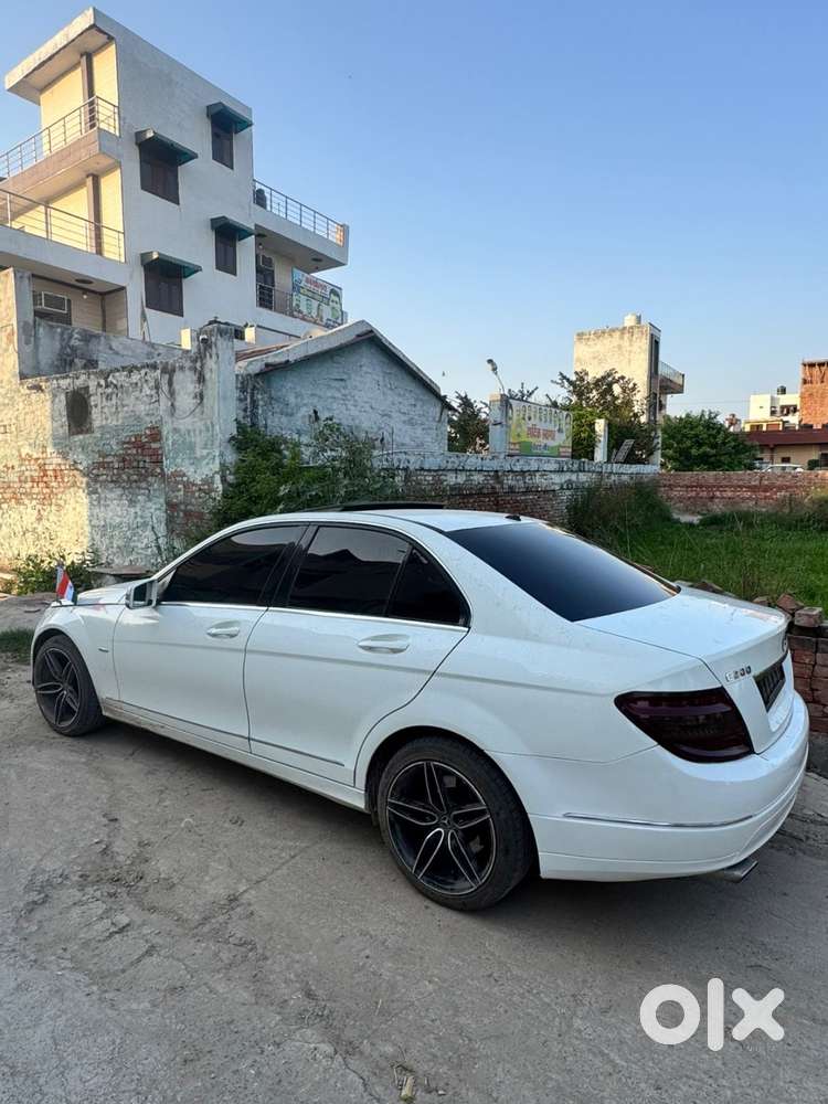 Mercedes-benz C Class 2011 Petrol Good Condition
