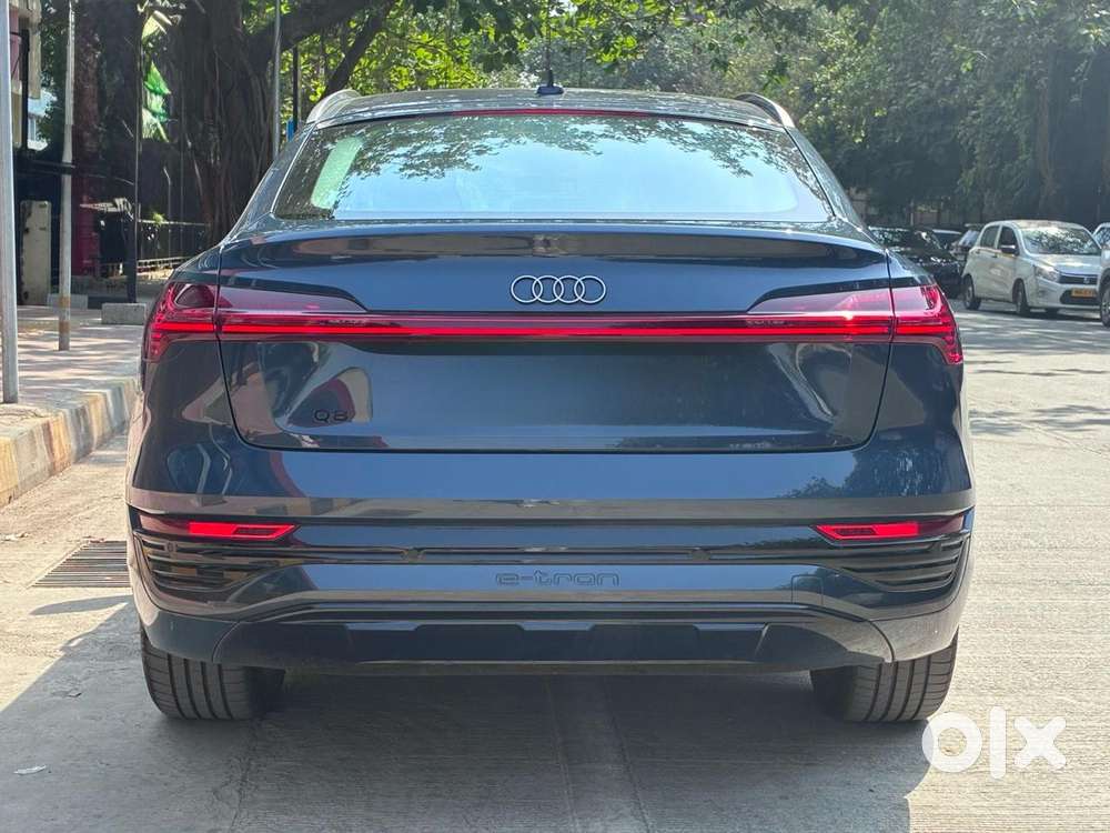 Audi E-tron 55, 2024, Electric