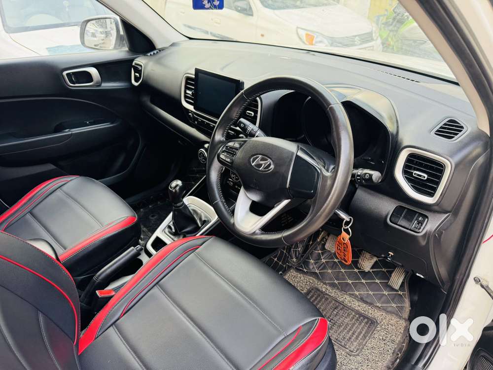 Hyundai Venue 1.2 S Plus, 2022, Petrol