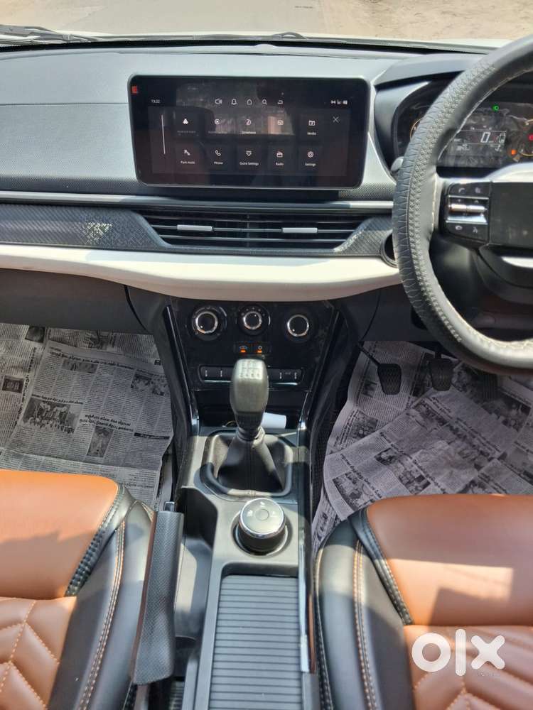 Tata Nexon Fearless Plus 1.2 Revotron Petrol 6 Mt, 2026, Petrol