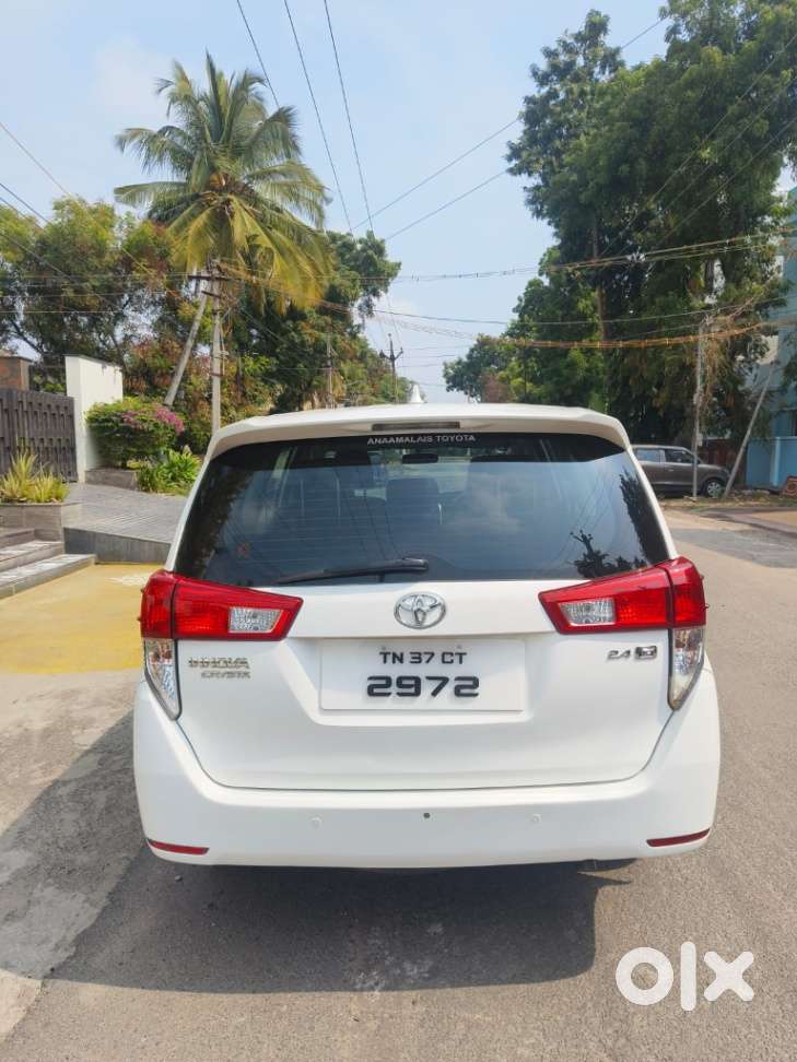 Toyota Innova Crysta 2.4 Gx Mt, 2017, Diesel