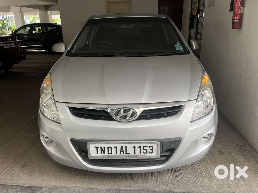 Hyundai I20 Sportz 1.2 Bs-iv, 2010, Petrol