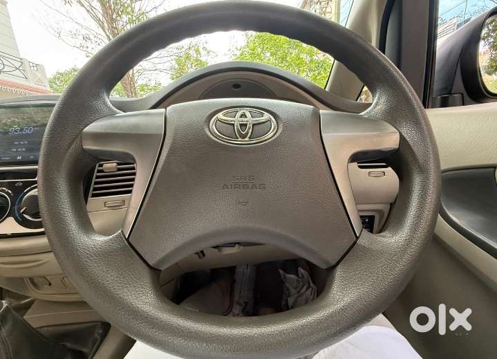 Toyota Innova 2.5 Gx (diesel) 8 Seater, 2013, Diesel