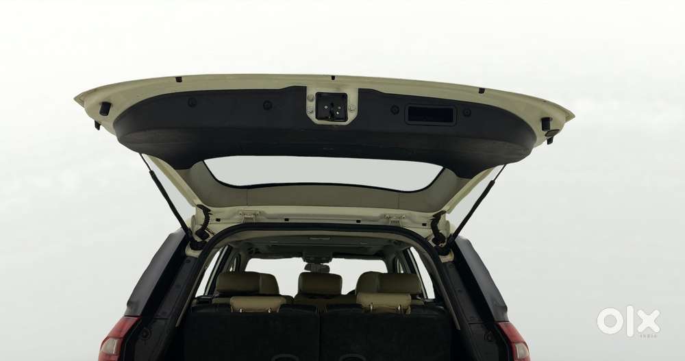 Mahindra Xuv500 W9, 2019, Diesel