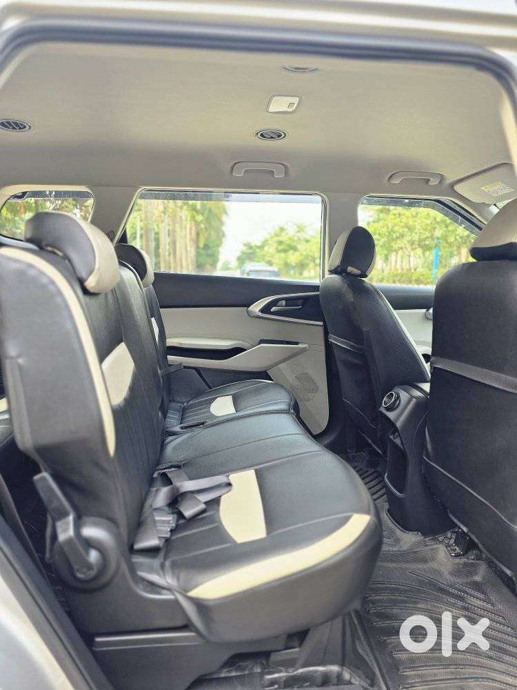 Kia Carens 1.5 Prestige 7 Str, 2023, Petrol