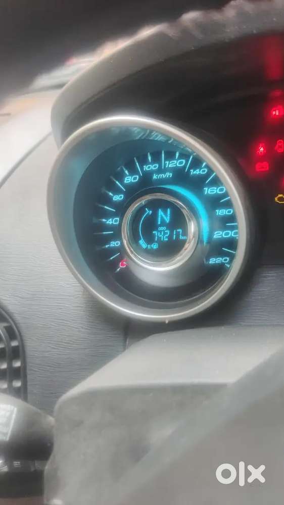 Mahindra Xuv500 2018 Diesel 74000 Km Driven December Model