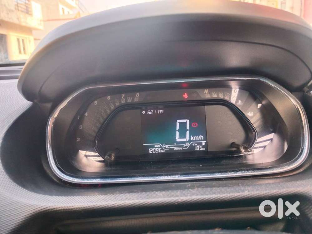 Tata Tiago 2024 Petrol 12096 Km Driven