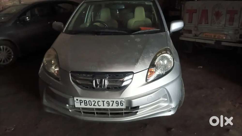 Honda Amaze 2015 Petrol 65000 Km Driven